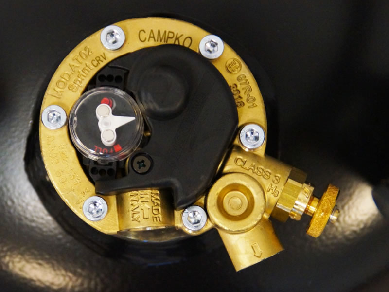 Refillable gas bottle 30/24 litres with 80% multivalve and level sensor (M12x1)