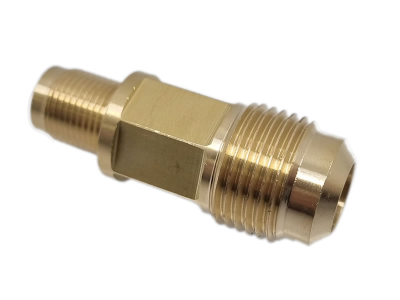 Outlet fitting for CAMPKO multivalve M12x1 to 3/4"-16UNF - Fitting 1