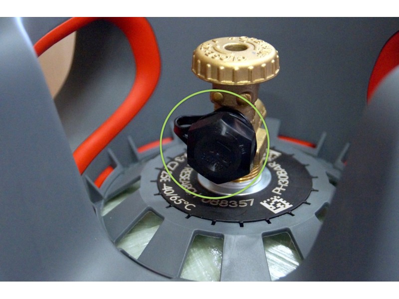 Filler cap for W21.8L filling valve with connector