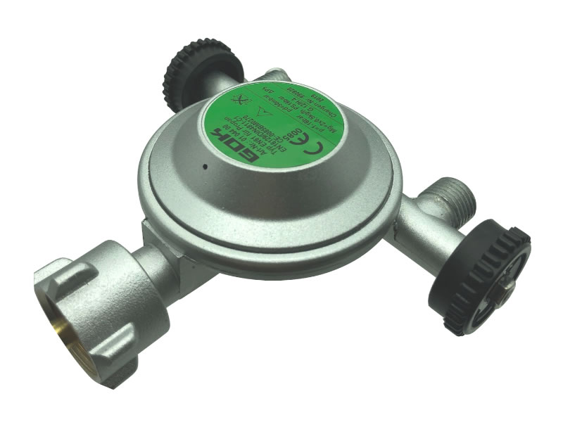 GOK low pressure regulator EN61 1 kg/h 29 mbar with 2 outlets
