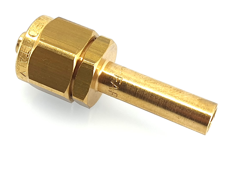 STRAIGHT CONNECTOR FOR FARO PIPE D.8 MM