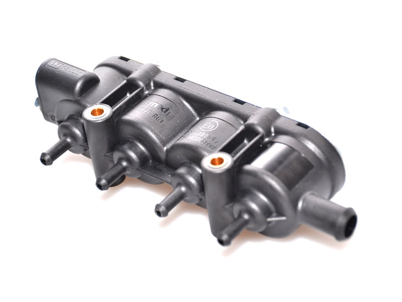 LANDI RENZO MED 4 CYLINDER RAIL WITH BOSCH SENSOR SOCKET