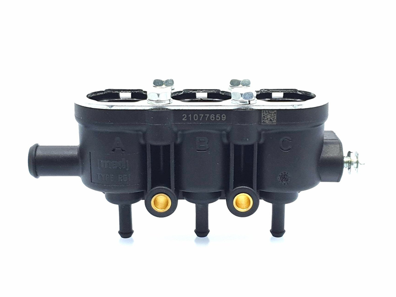 LANDI RENZO MED 3 CYLINDER RAIL WITH BOSCH SENSOR SOCKET